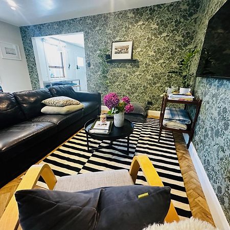 2 Bed Beckenham Beauty - Pet Friendly Villa Christchurch Exterior foto